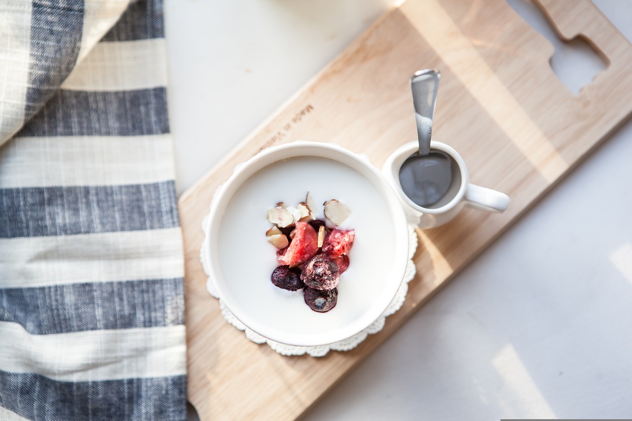 Come fare lo yogurt in casa: una guida passo passo